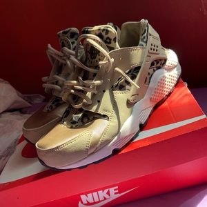 Wmns Air Huarache Run Print